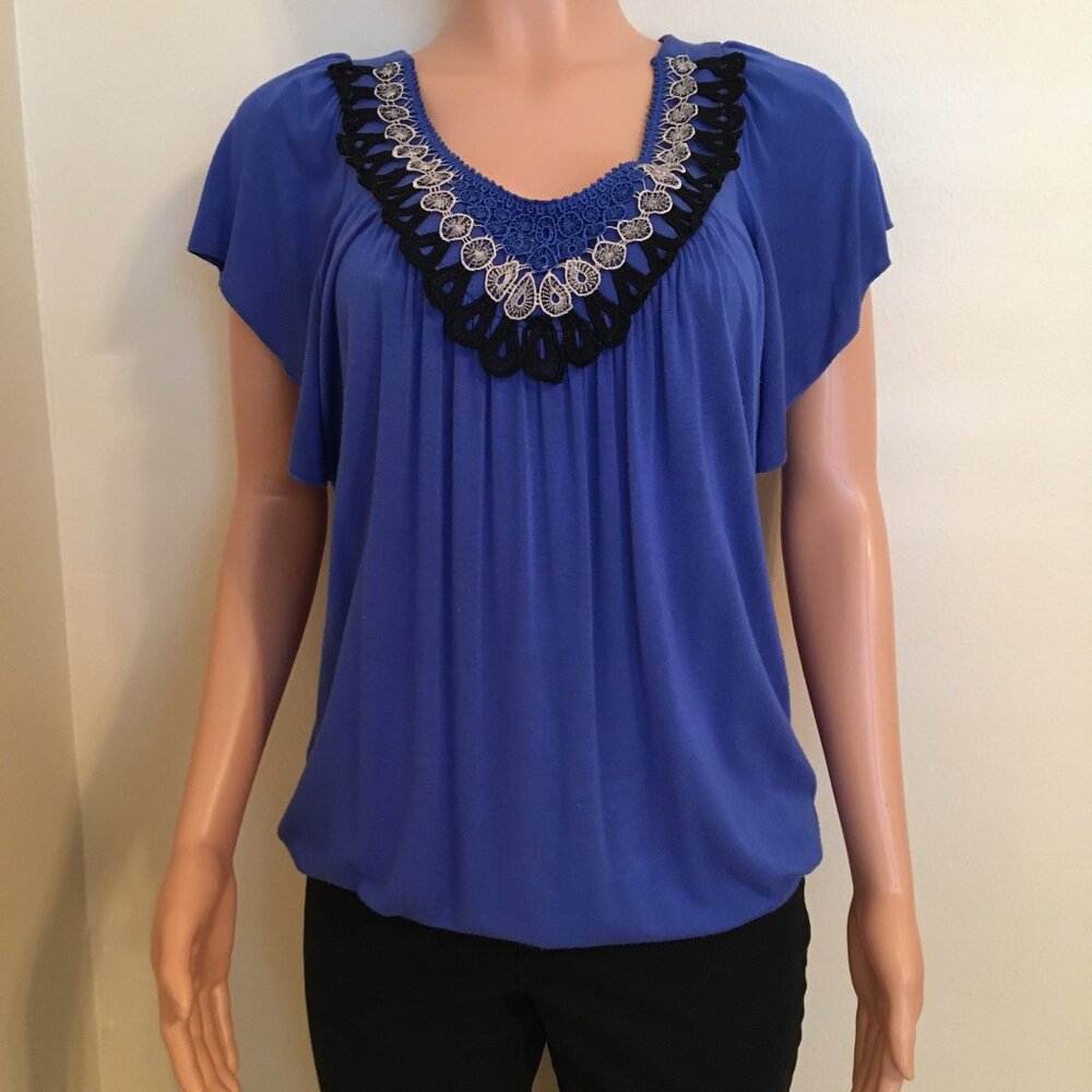 Wrapper Ladies Flutter Sleeve Top, Blue, Short Sleeve-Accent Trim-XL
